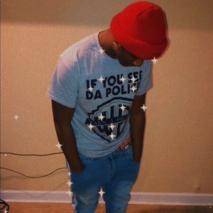 Meet your Posher, Levi